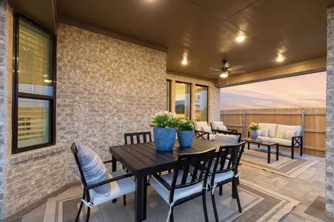 Exterior - 12990 Soaring Forest Dr, Conroe, TX 77302 photo 9 of 13