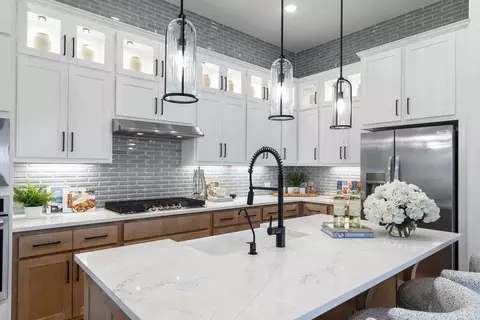 Kitchen - 12990 Soaring Forest Dr, Conroe, TX 77302 photo 10 of 11