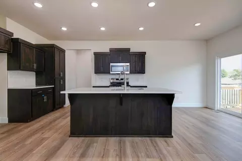 Kitchen - 822 S Ridgemont Dr, Nixa, MO 65714 photo 2 of 6