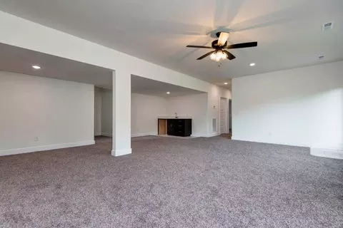 Living - 822 S Ridgemont Dr, Nixa, MO 65714 photo 4 of 4