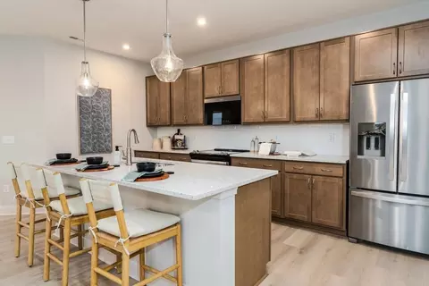 Kitchen - 1330 Trailhead Pl, Harrison, OH 45030 photo 2 of 4