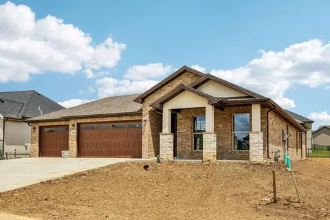 16404 W 166th Ct, Olathe, KS 66062