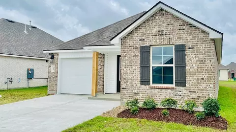 155 Grazin Ct, Duson, LA 70529