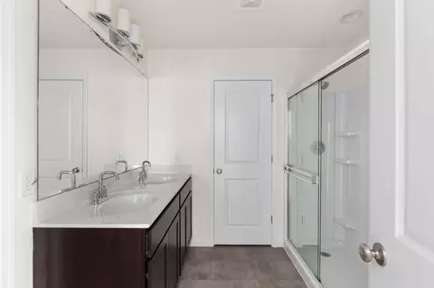 Bath - 10245 Spokane Dr, Affton, MO 63123 photo 6 of 7