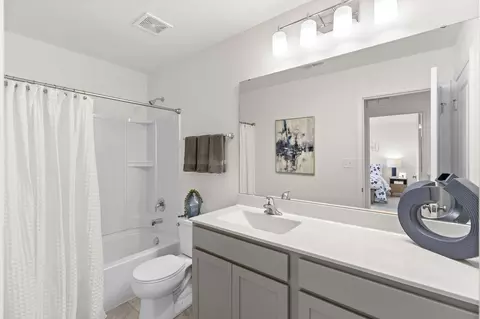 Bath - 10245 Spokane Dr, Affton, MO 63123 photo 1 of 7