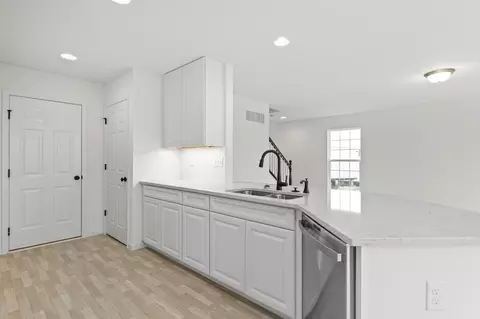 Entry Way - 10245 Spokane Dr, Affton, MO 63123 photo 5 of 13