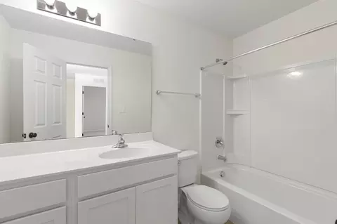 Bath - 10245 Spokane Dr, Affton, MO 63123 photo 5 of 7