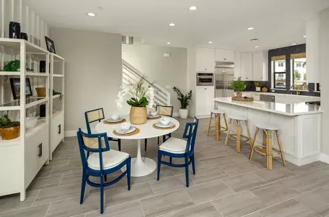 Dining - 98 8th St, Marina, CA 93933 photo 1 of 1