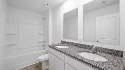 Bath - 7372 Bendire Loop, Hixson, TN 37343 photo 1 of 3