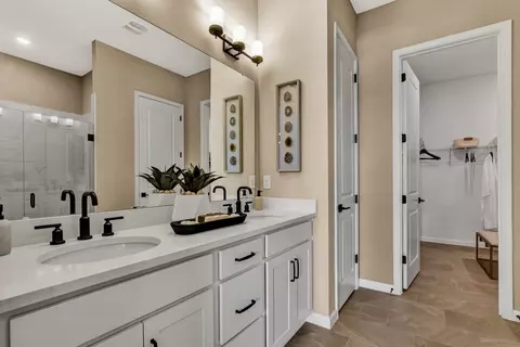 Bath - 636 Knotted Birch Ave, Saint Augustine, FL 32092 photo 1 of 7