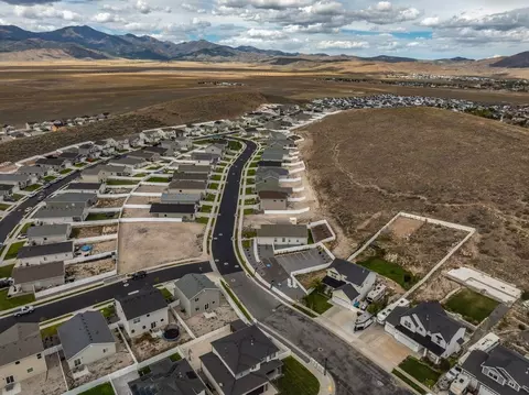View/Area - 7242 N Bald Eagle Way, Eagle Mountain, UT 84005 photo 2 of 2