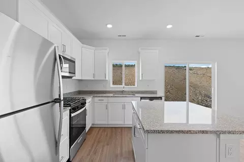 Kitchen - 7242 N Bald Eagle Way, Eagle Mountain, UT 84005 photo 2 of 2