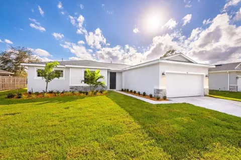 7609 Santa Clara Blvd, Fort Pierce, FL 34951