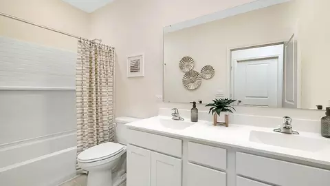 Bath - 1106 Bluebell Ln, Bartlett, IL 60103 photo 2 of 2