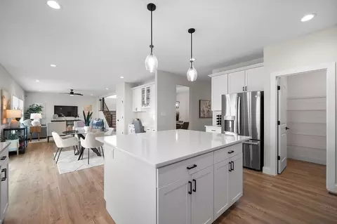 Kitchen - 1020 Clover Hill Ct, Sullivan, MO 63080 photo 11 of 29