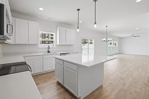 Kitchen - 1020 Clover Hill Ct, Sullivan, MO 63080 photo 30 of 30