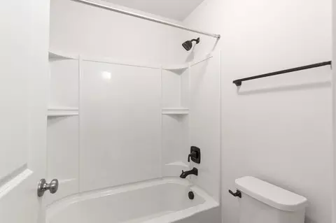 Bath - 1020 Clover Hill Ct, Sullivan, MO 63080 photo 26 of 31