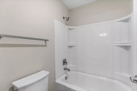 Bath - 1020 Clover Hill Ct, Sullivan, MO 63080 photo 21 of 31