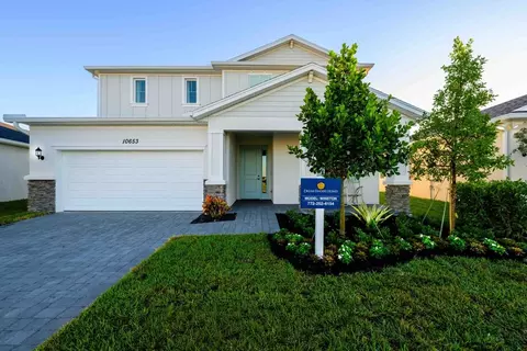 10653 NW Suncrest Loop, Port Saint Lucie, FL 34987
