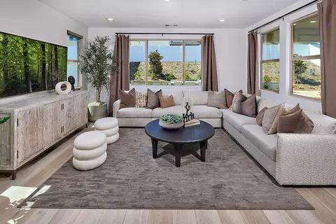 Living - 5548 Dora Way, Oceanside, CA 92057 photo 1 of 5