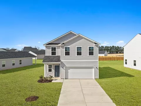 619 S Squires Run Ln, Richlands, NC 28574
