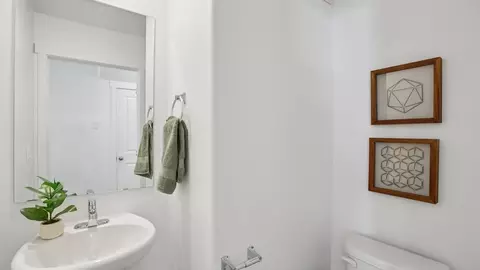 Bath - 1932 E Corriente Dr #1299, Salem, UT 84653 photo 1 of 8