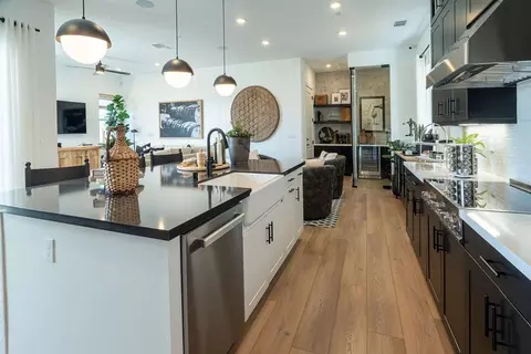 Kitchen - 1080 Vinaza Ln, Paso Robles, CA 93446 photo 6 of 16