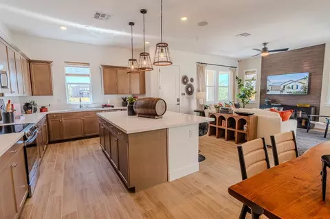 Kitchen - 1080 Vinaza Ln, Paso Robles, CA 93446 photo 16 of 16