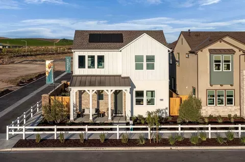 Exterior - 1080 Vinaza Ln, Paso Robles, CA 93446 photo 6 of 29