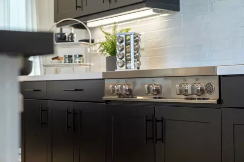 Kitchen - 1080 Vinaza Ln, Paso Robles, CA 93446 photo 10 of 16