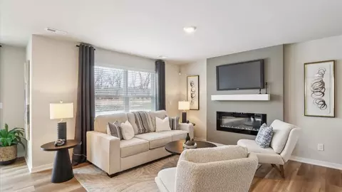 2266 SE Morningdew Dr, West Des Moines, IA 50265