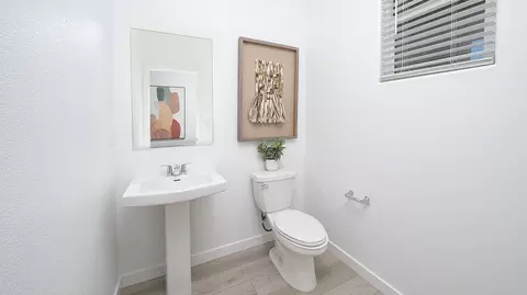 Bath - 7963 Black Ledge Way, Antelope, CA 95843 photo 2 of 4