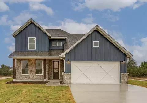2465 W Lambert Rd, Weatherford, TX 76088