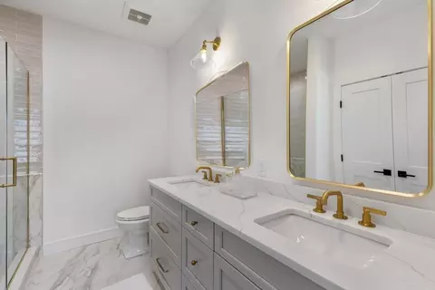 Bath - 1 Juniper Ln, Yaphank, NY 11980 photo 7 of 13