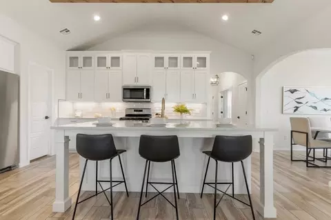 Kitchen - 16185 S 89th E Ave, Bixby, OK 74008 photo 1 of 10