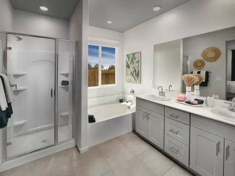 Bath - 5212 Kestrel St, Antioch, CA 94531 photo 3 of 3