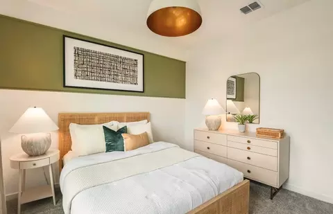 Bedroom - 3362 Yellow Leaf Cir, Spring Hill, FL 34609 photo 2 of 3