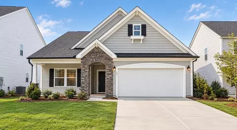 54 Open Meadow Ct #95, Lillington, NC 27546