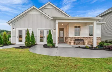 4038 Hoskins Dr, Boiling Springs, SC 29316