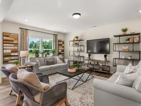 Living - 21216 Sanctuary Dr, Lancaster, SC 29720 photo 2 of 4