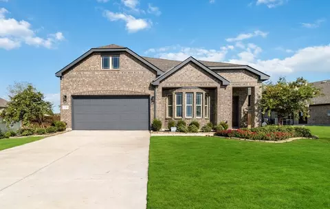 Exterior - 144 Burnett Dr, Lavon, TX 75166 photo 6 of 9