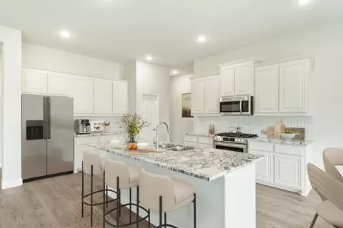 Kitchen - 144 Burnett Dr, Lavon, TX 75166 photo 2 of 7