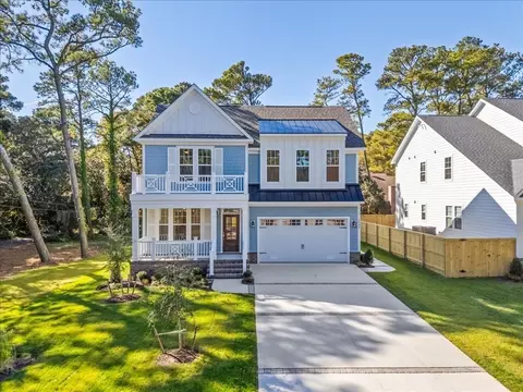 2245 Wake Forest St, Virginia Beach, VA 23451