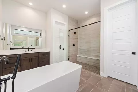 Bath - 1619 Flourish Dr, Windsor, CO 80550 photo 1 of 6