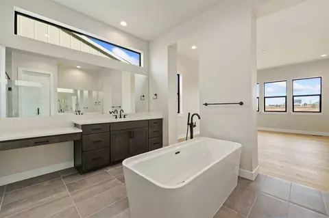Bath - 1619 Flourish Dr, Windsor, CO 80550 photo 2 of 6