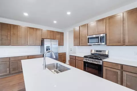 Kitchen - 11015 Delta Dr, Dyer, IN 46311 photo 2 of 3