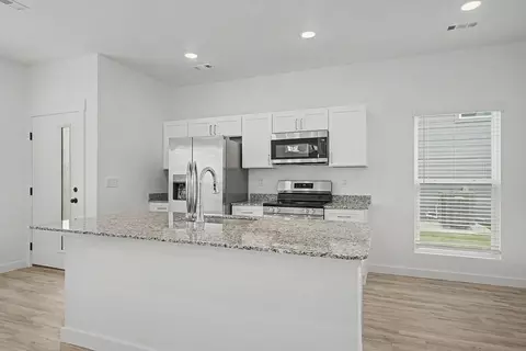 Kitchen - 611 Apollo Ave, Centerton, AR 72719 photo 6 of 8
