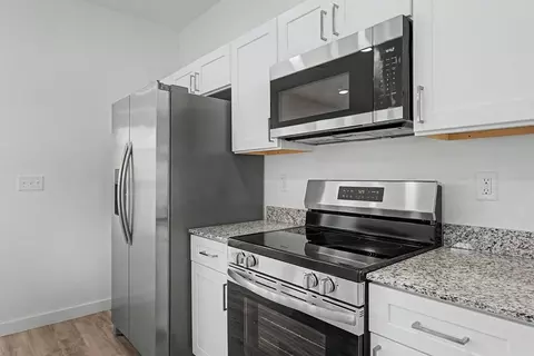 Kitchen - 611 Apollo Ave, Centerton, AR 72719 photo 3 of 8