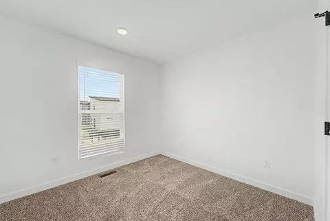 Bedroom - 611 Apollo Ave, Centerton, AR 72719 photo 6 of 8