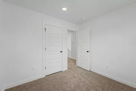 Bedroom - 611 Apollo Ave, Centerton, AR 72719 photo 4 of 8